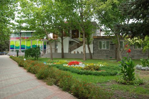 Оздоровительный комплекс «Прибой» в Приморске, территория