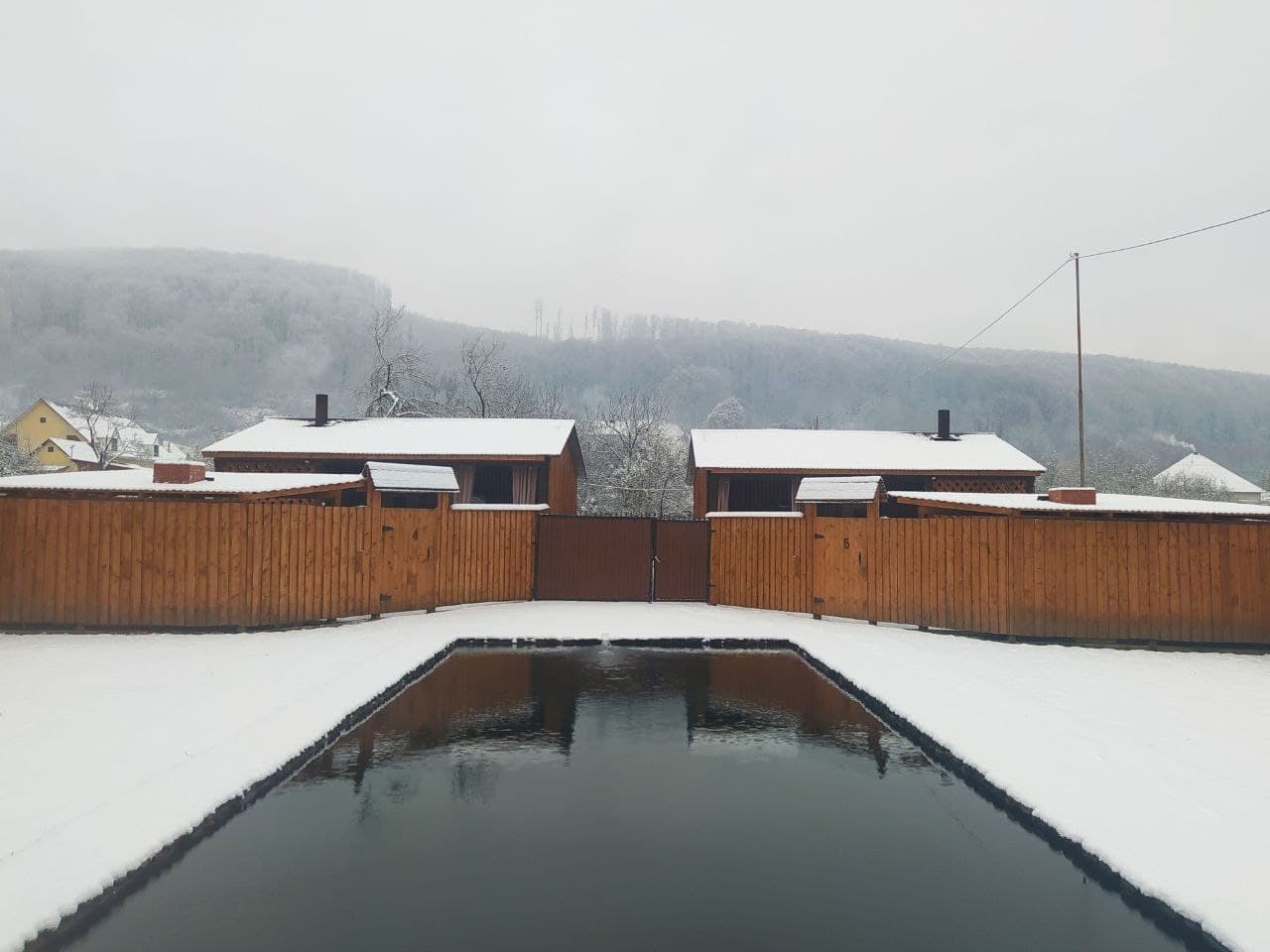 чан зимой в Карпатах возле отеля «Добош» Чинадиево