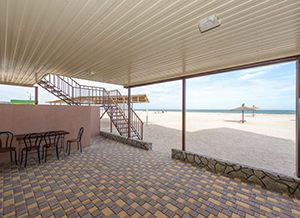 Кирилловка отель «Тропиканка» номер с сауной, бассейном и панорамным видом на море