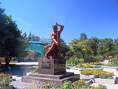Пам'ятник Ашику Омеру в Євпаторії