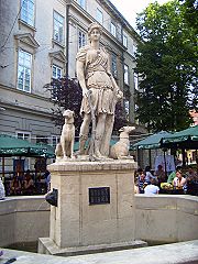 Площадь Рынок, фонтан с изображением Дианы