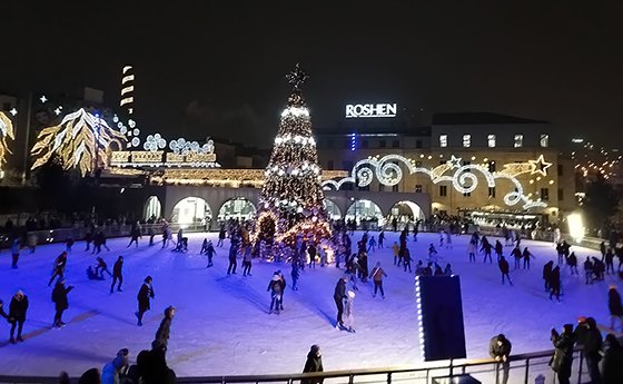 Київ зимове містечко «Рошен»