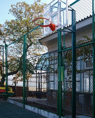 майданчик для баскетболу