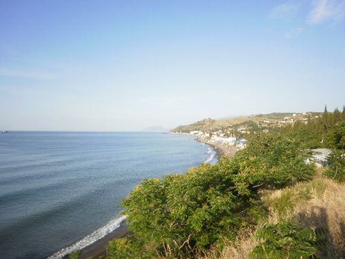 Пляжный отдых в Крыму, база отдыха «Карпаты»