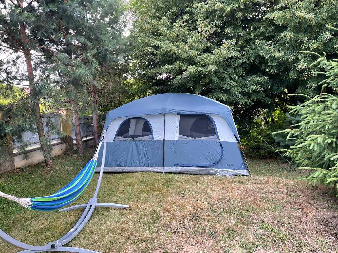 Поляна дом палатка фото