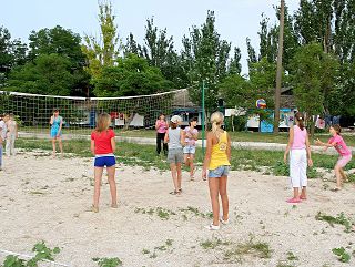 Детский лагерь «Чайка» волейбольная площадка