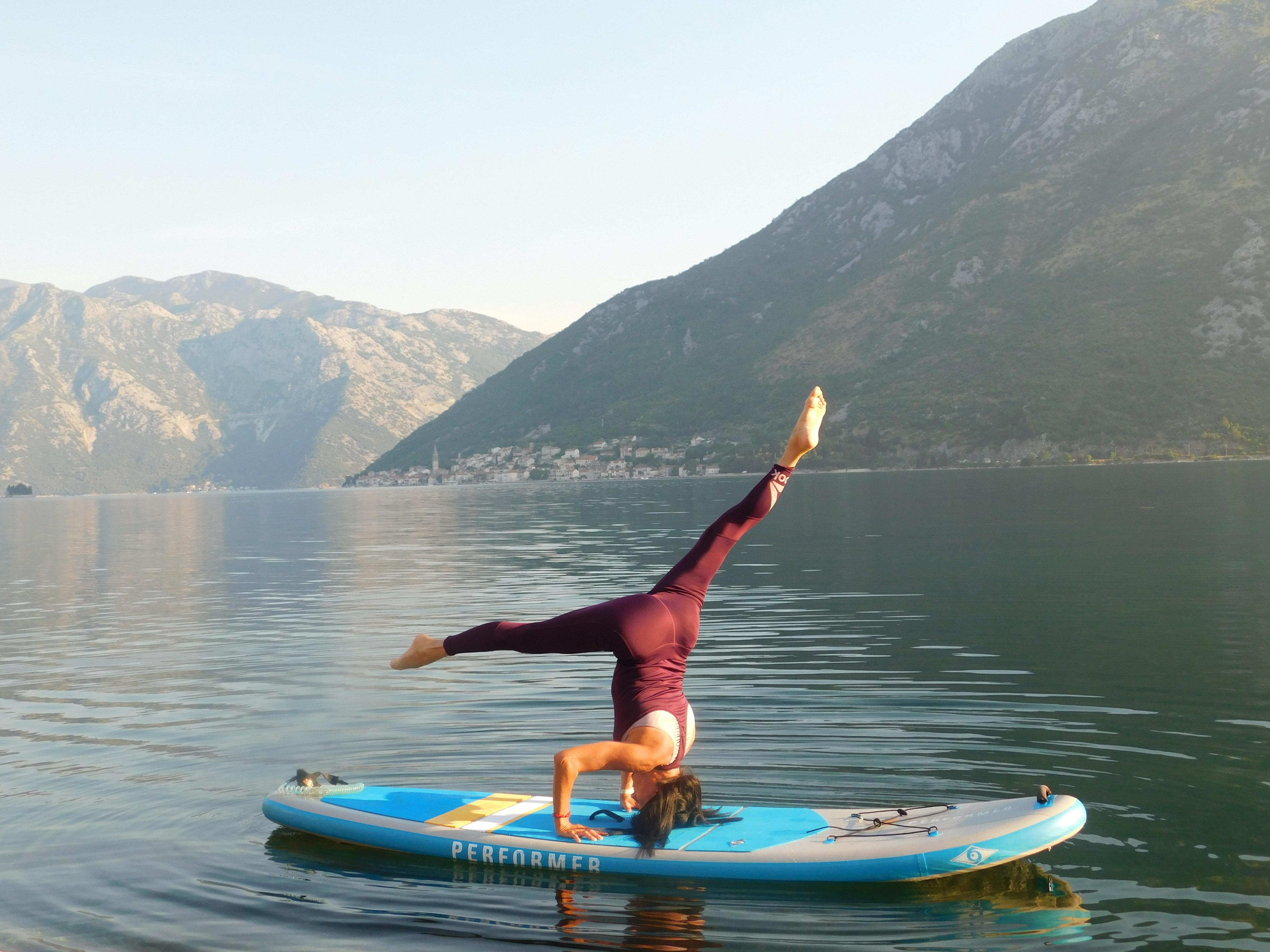Черногория йога на воде фото