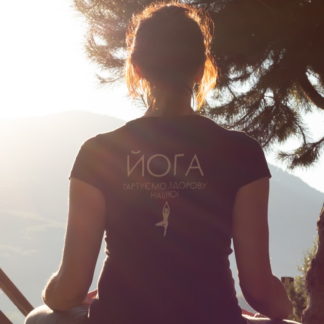 Йога тичер у Чорногорії фото