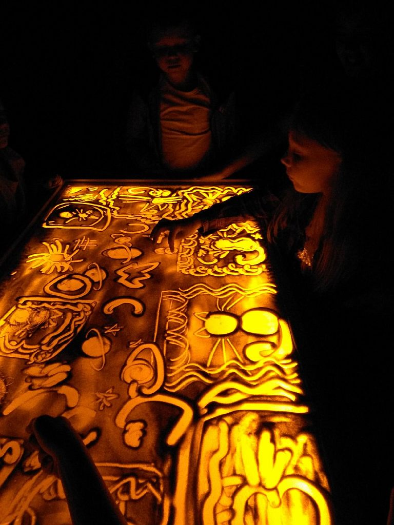 Генгорка світловий столик для малювання піском «Дельфінчик»