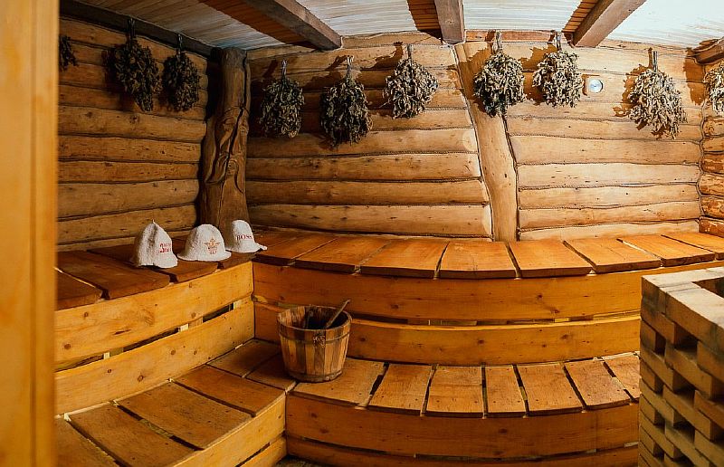 Комплекс отдыха в Карпатах баня на дровах