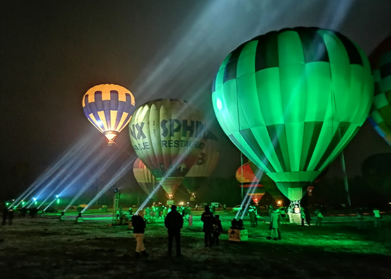 Полеты на воздушных шарах свето-музыкальное вечернее шоу