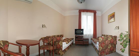 Готелі бізнес-класу Львів
