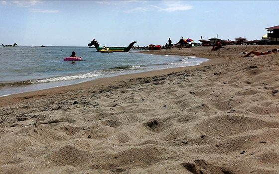 песчано-ракушечные пляжи Бердянска фото