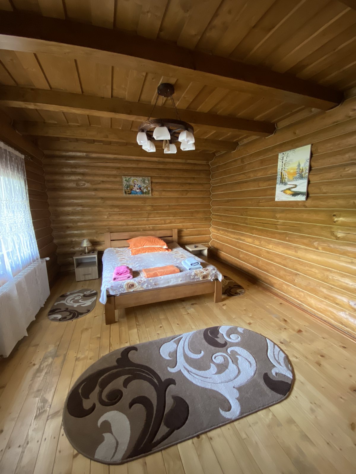 Поляна Закарпаття спальня в будиночку фото