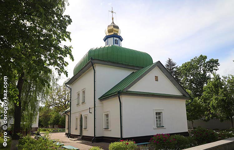 Спасская церковь деревянный храм фото